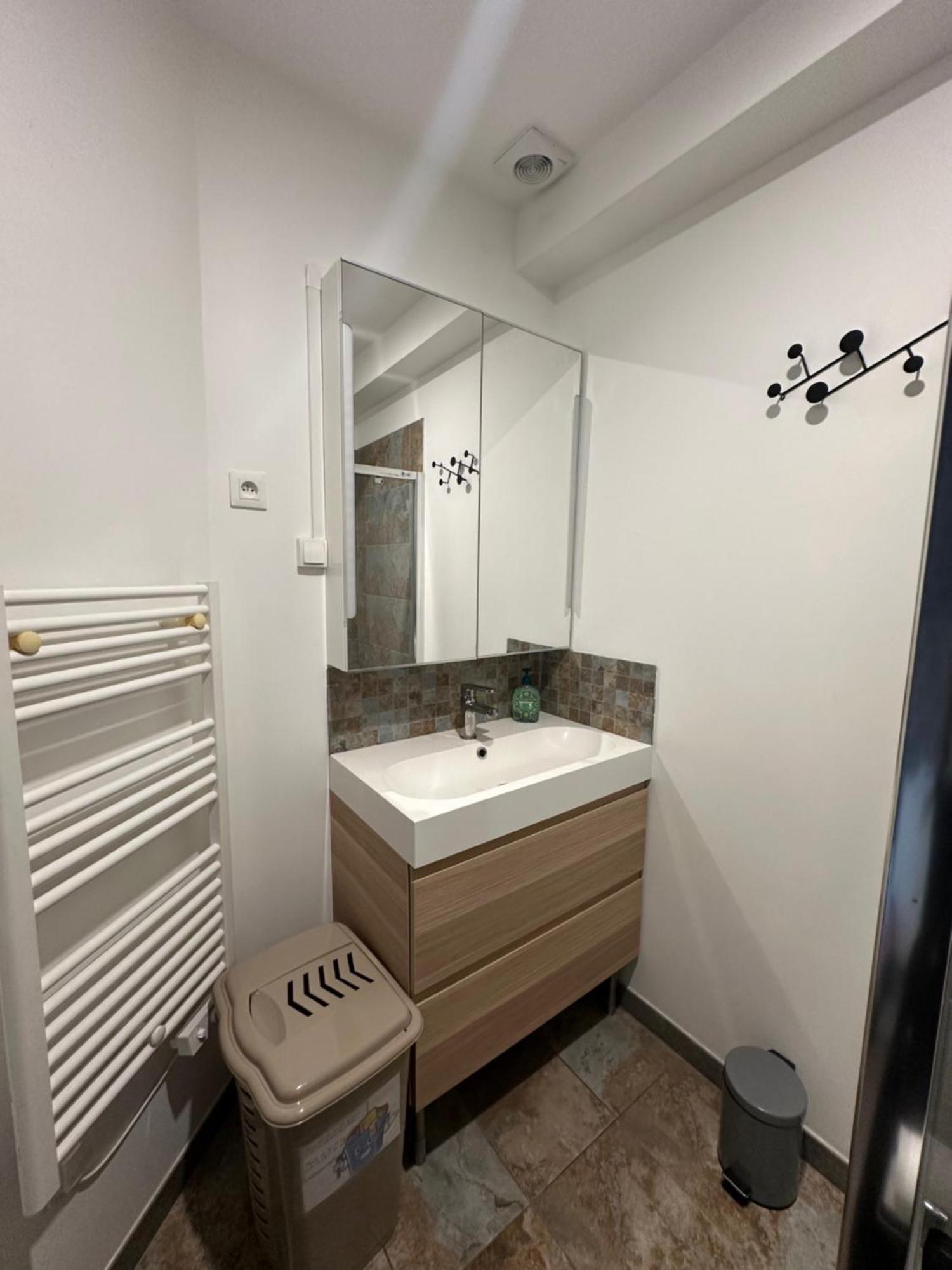 Atelier Cosy - Parking Prive Gratuit Apartamento Dijon Exterior foto
